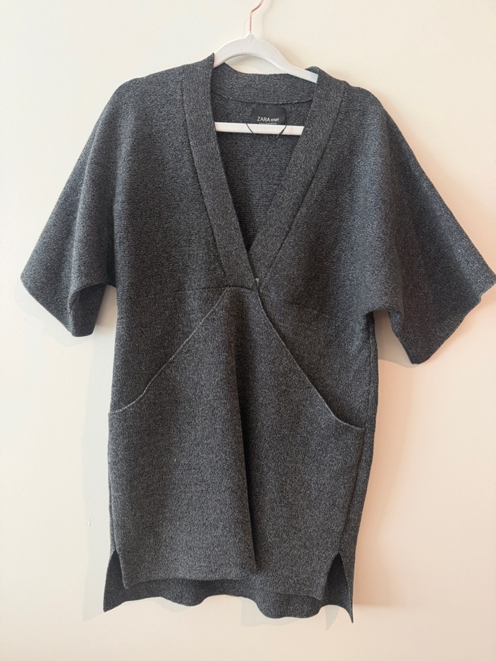 Zara Dark Gray V-neck Short Sleeve Knit Tunic